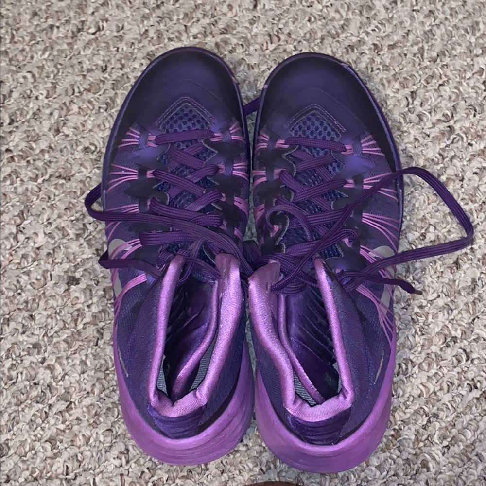 women’s basketball hyperdunks